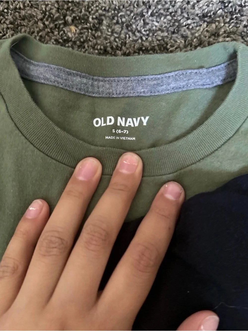 Boys Old Navy Bundle Tops Size Small 0363